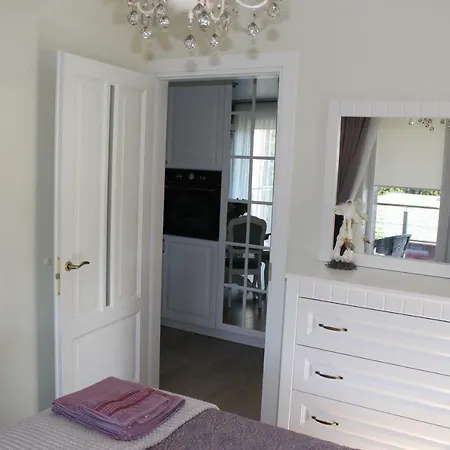 Osia Osia Royal * 팔랑가